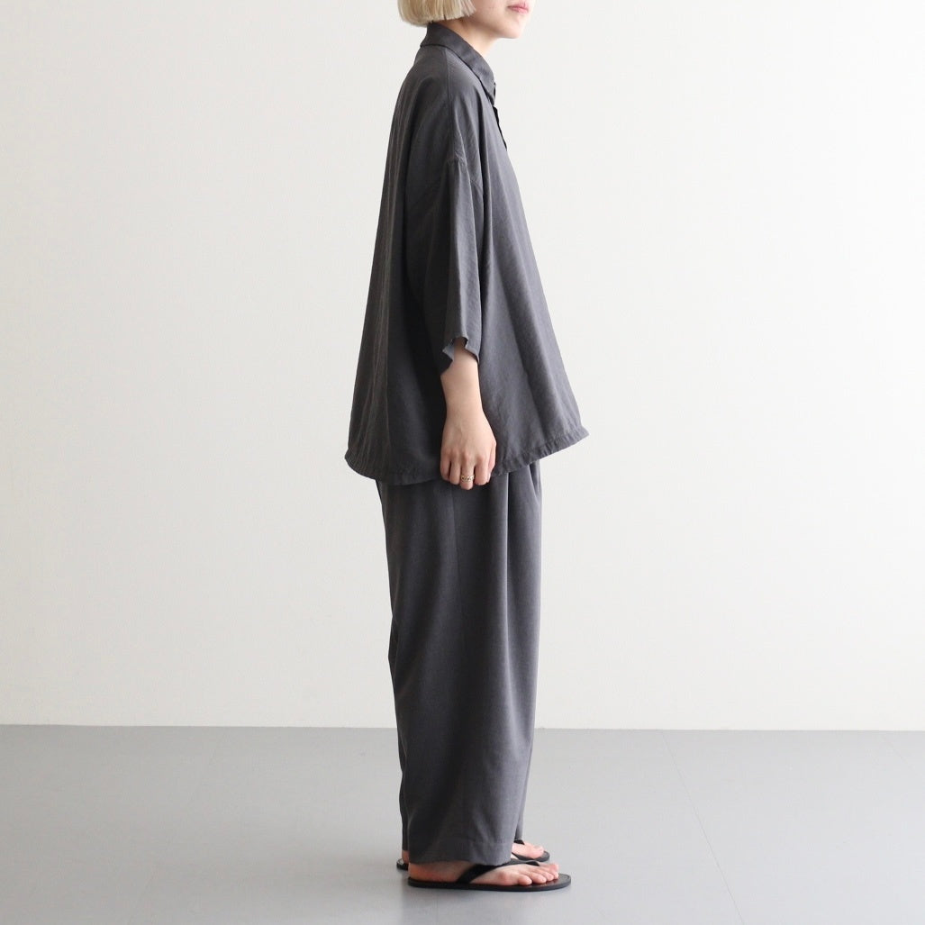 女性モデル(マツオ):156cm　着用サイズ:XS