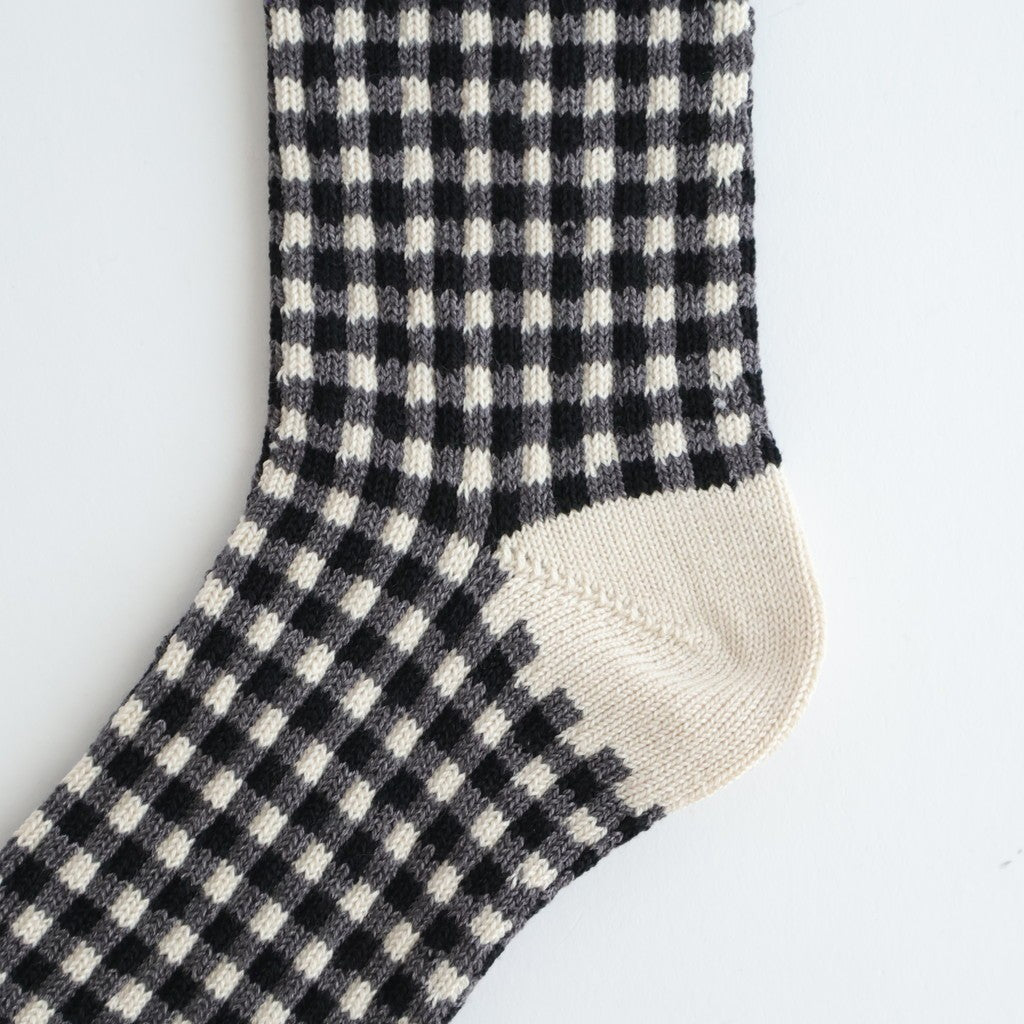 GINGHAM CHECK SOCKS #BLACK [R1506-SS26]