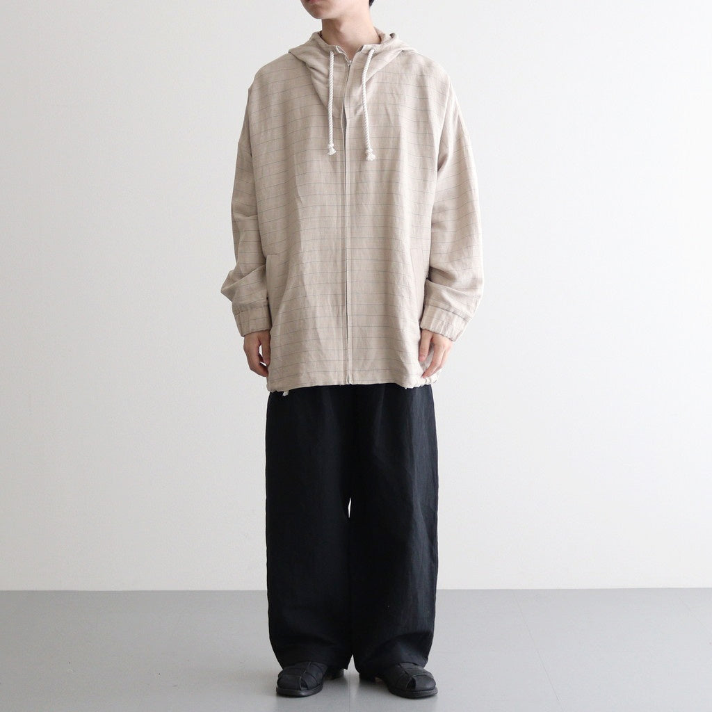 男性モデル(ハラ):172cm 58kg 着用サイズ:1