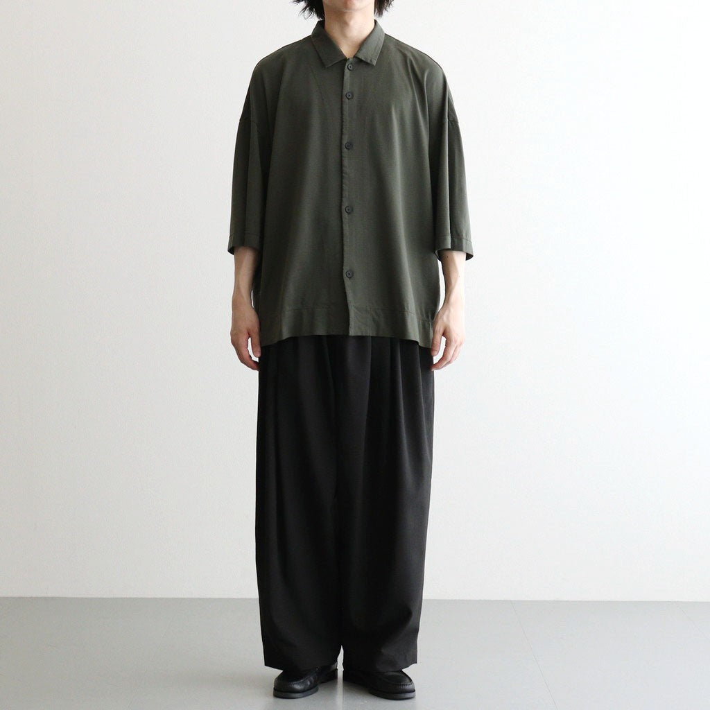 男性モデル(ハラ):172cm 55kg 着用サイズ：4
