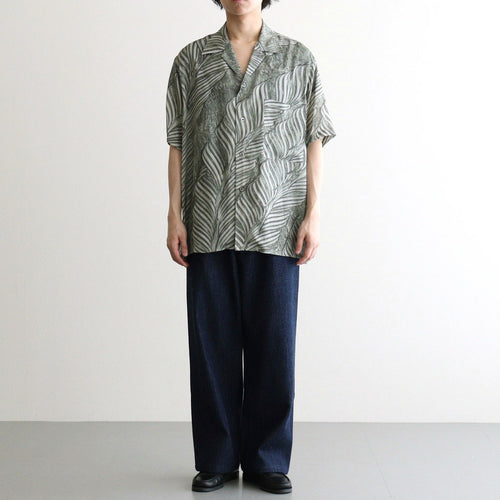Leaf Pattern Printed Open Collar Shirt #IVORY [YK26SS01202SH]
