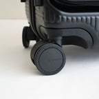 SUITCASE PRO OCTA 65 #GAIA BLACK [PR-5073-011]