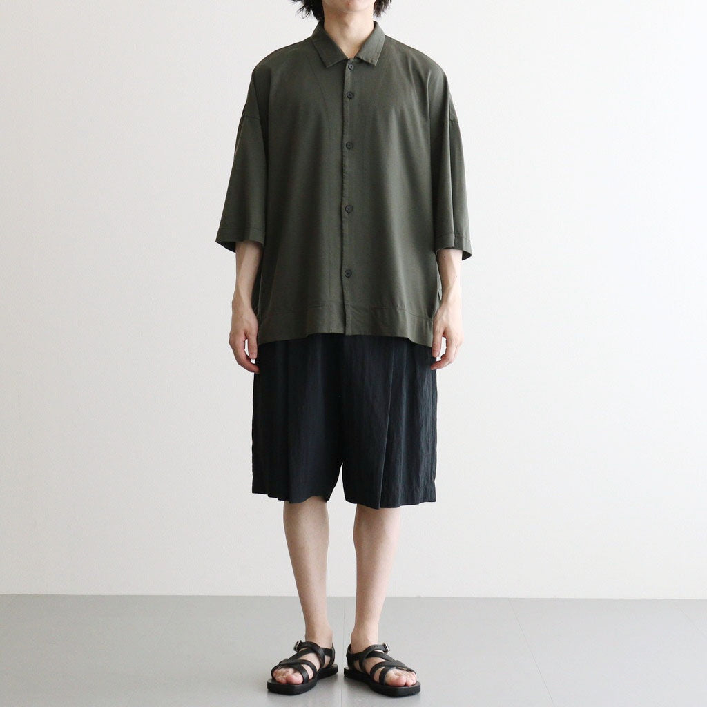 男性モデル(ハラ):172cm 55kg 着用サイズ：4
