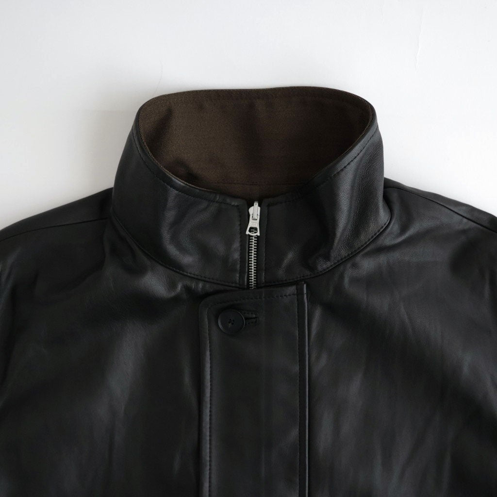 REVERSIBLE WOOL TWISTED TWILL / SHEEP LEATHER HALF COAT #BROWN CHAMBRAY × BLACK [A26AC01AN]