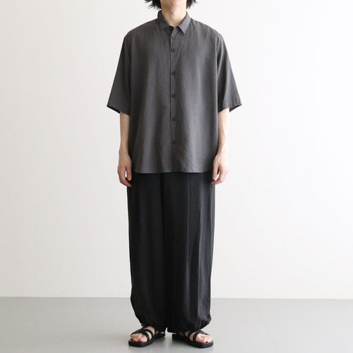 男性モデル(ハラ):172cm 55kg 着用サイズ：4