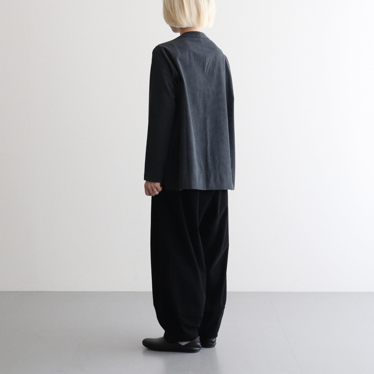 女性モデル(マツオ):156cm　着用サイズ:XS