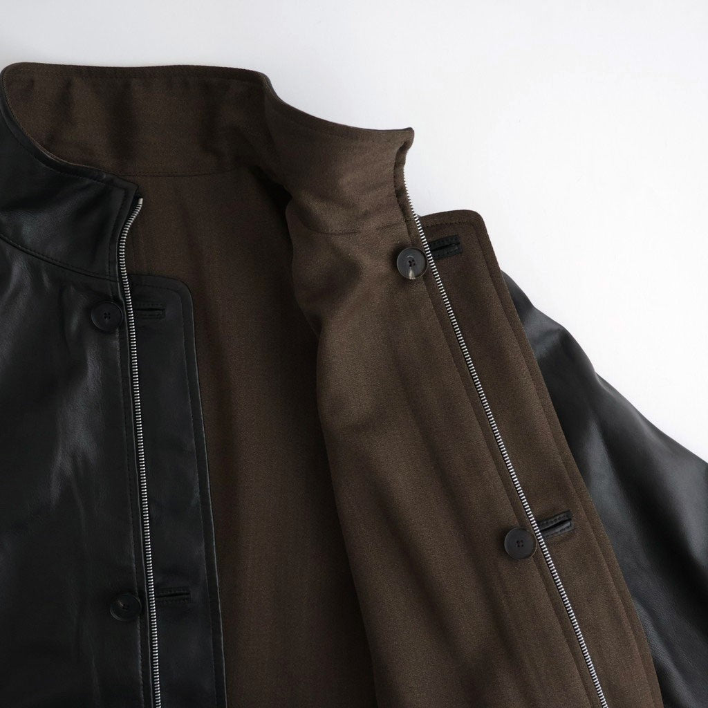 REVERSIBLE WOOL TWISTED TWILL / SHEEP LEATHER HALF COAT #BROWN CHAMBRAY × BLACK [A26AC01AN]