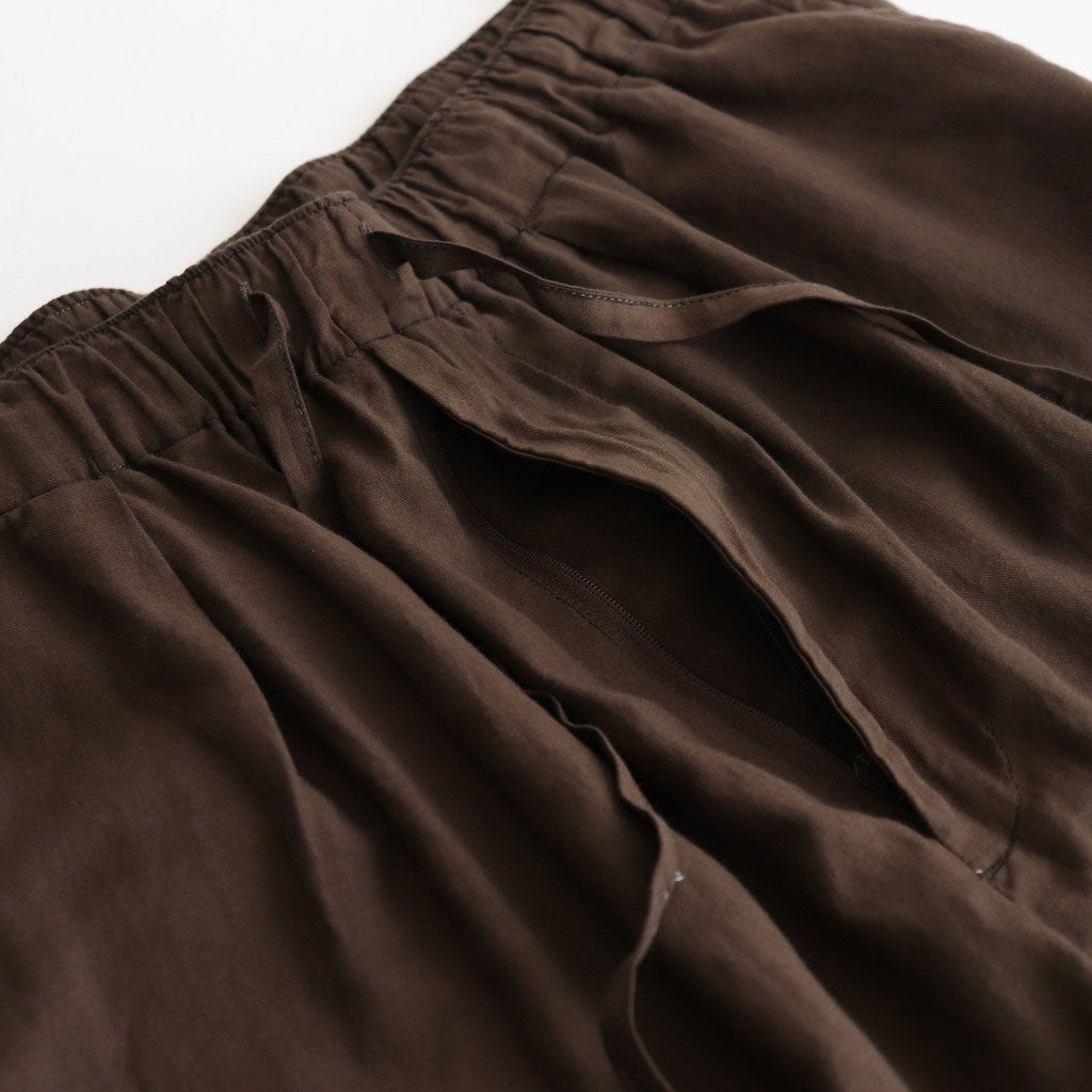 GARMENTDYED COTTON SILK TWILL EASY PANTS #BROWN [YK25SS001007P]