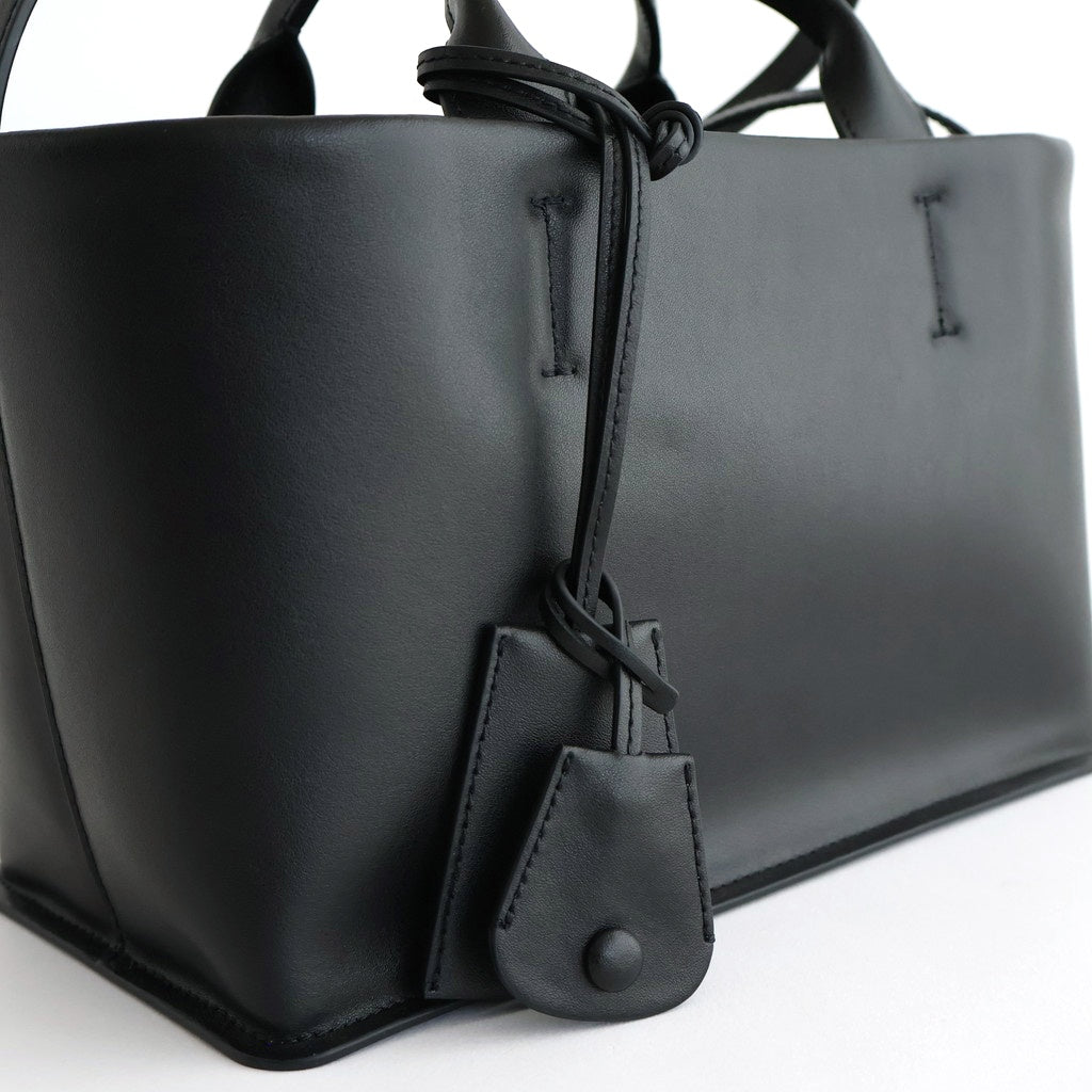 Useful Leather Bag (M) #BLK [12521011]