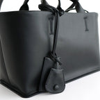 Useful Leather Bag (M) #BLK [12521011]