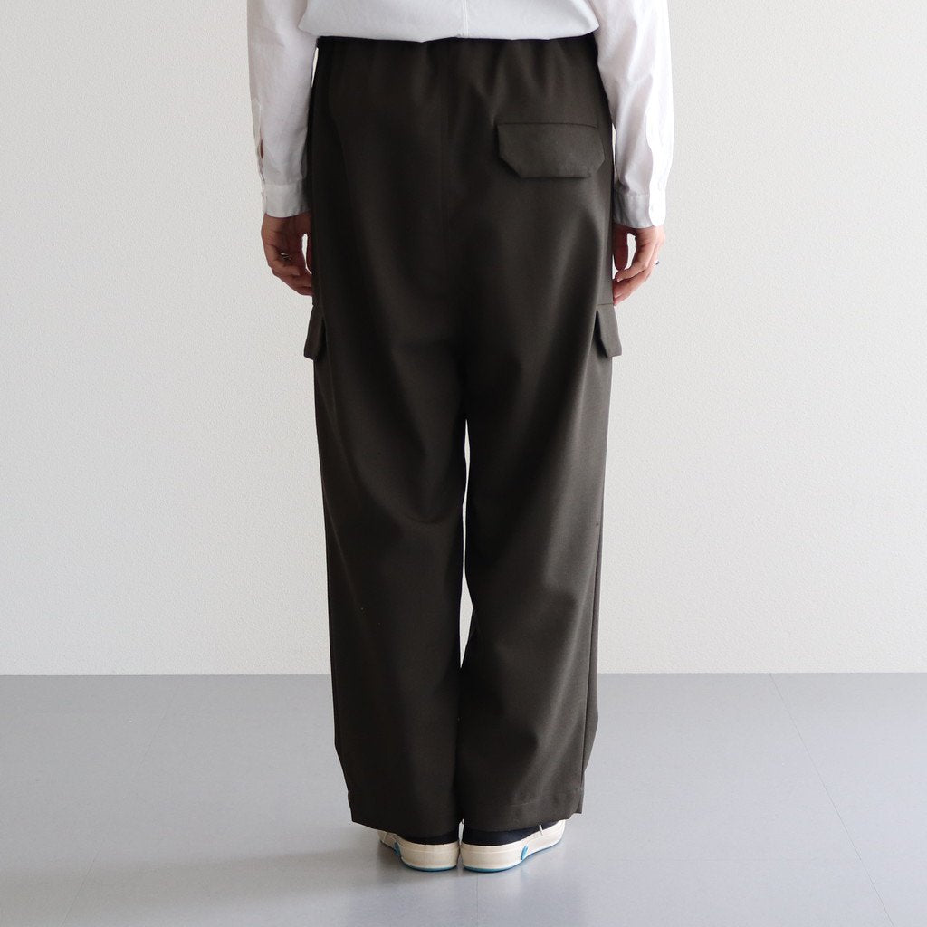 NSLPT｜四子撚りウールカルゼタックワイドテーパードカーゴイージーパンツ #OLIVE [A0_NC183PF]