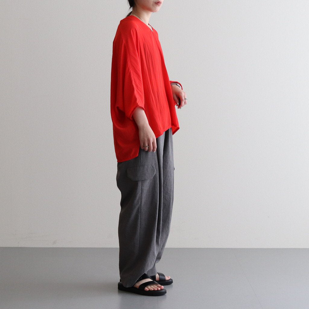 NDPPO｜割繊ポリエステル・チャイニーズクレープ ドルマンスリーブプルオーバー #SIGNAL RED [TA_NC193PO]