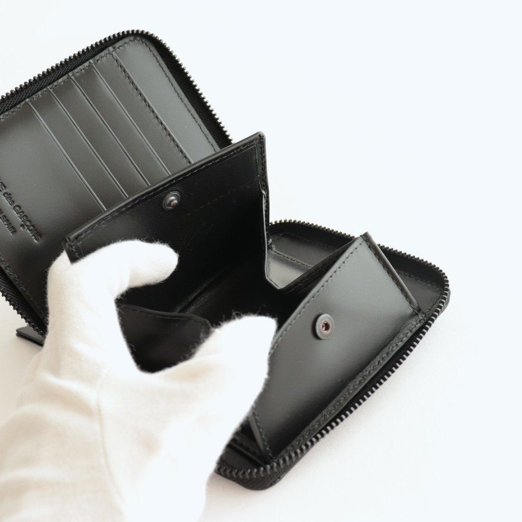 二つ折りZIP財布 - VERY BLACK LEATHER LINE B #BLACK / VERY BLACK [8Z-I021-051-1]