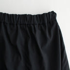 NMTPPT｜マットポリエステル・タイプライター  1タックテーパードイージーパンツ #BLACK [GE_NC0108PF]