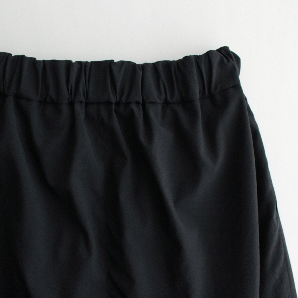 NMTPPT｜マットポリエステル・タイプライター  1タックテーパードイージーパンツ #BLACK [GE_NC0108PF]