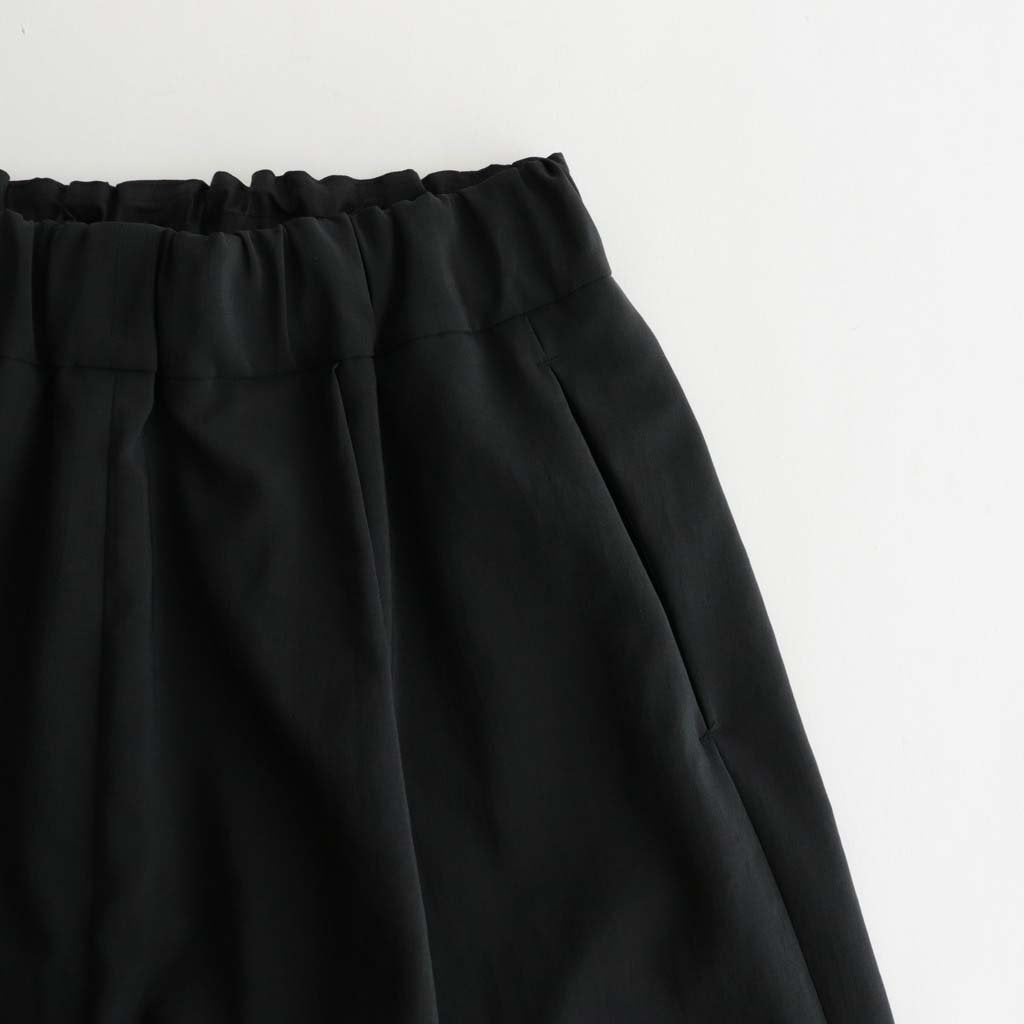 NMTPSPT | 強撚ポリエステル・ストレッチポプリン 1タックハーフパンツ #BLACK [GE_NC0605P5]