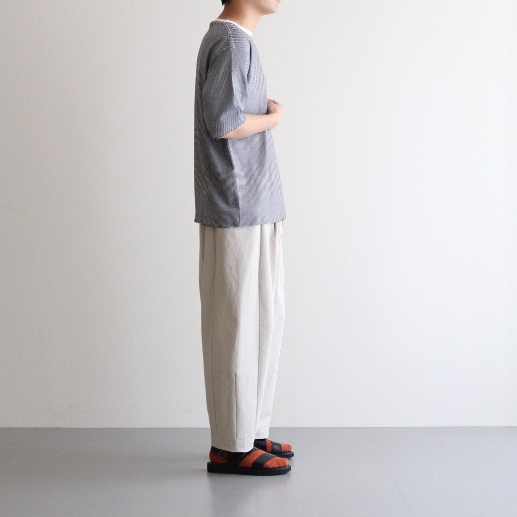 HALF SLEEVE BORDER T-SHIRT #BLACK [H2301-CS007]