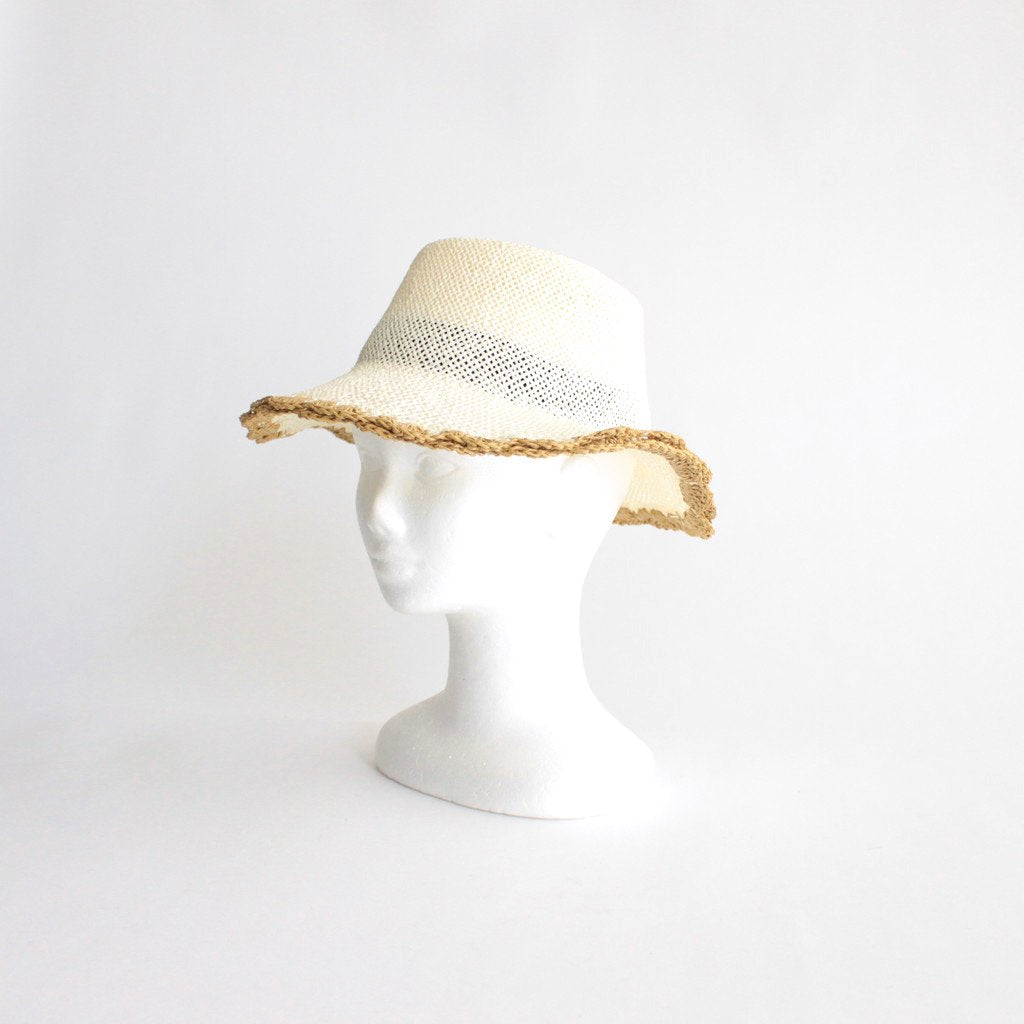 LATICA #IVORY [2232008]