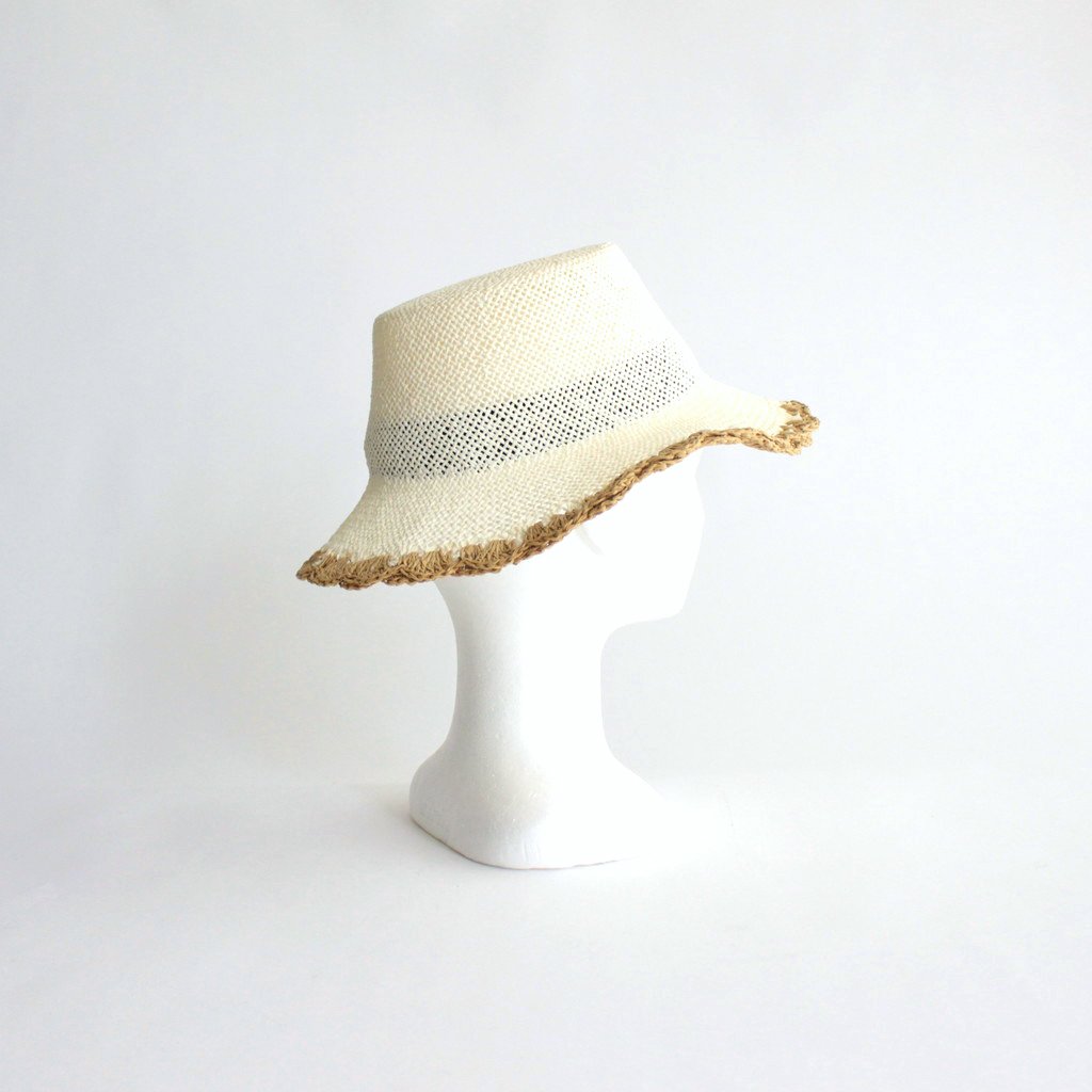 LATICA #IVORY [2232008]