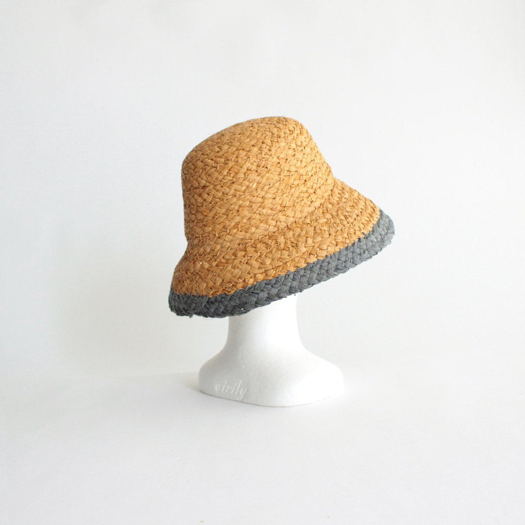 LUNAR #TAN [NO. 2231039]