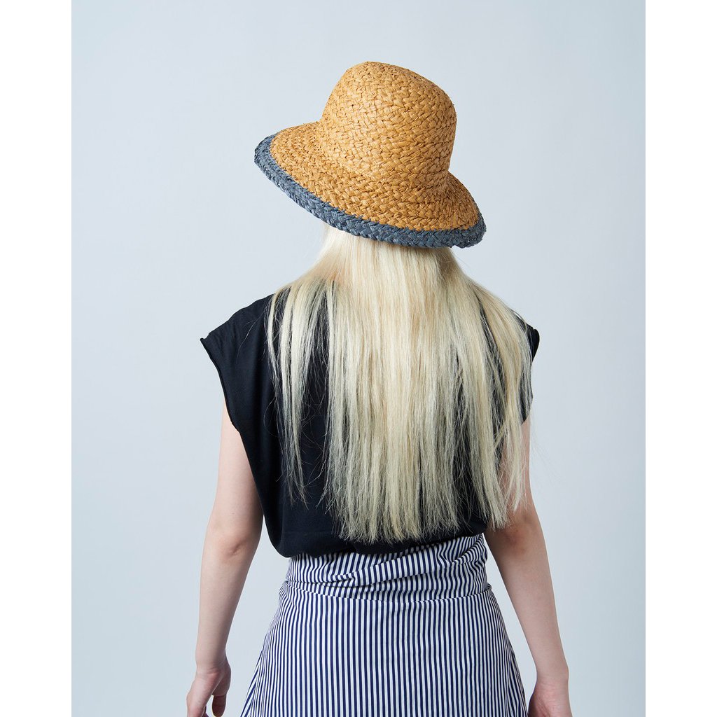 LUNAR #TAN [NO. 2231039]