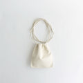 LEATHER SQUARE STRING POUCH #IVORY [A23AB03AE]